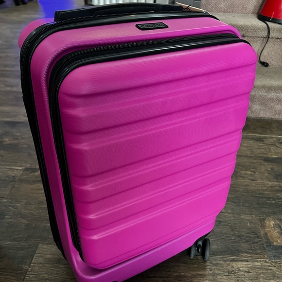 Calpak Front Pocket Carry On Luggage - Voyagr Collection - BRAND NEW - Picture 2 of 10